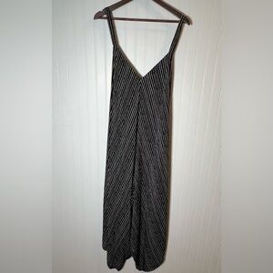 Black and white striped, wide legs, spaghetti strap jumpsuit women’s size 4 XL